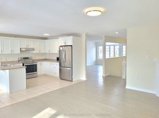 27 Ferncroft Dr, Georgina, ON L4P4B8