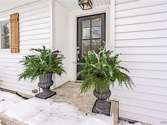 3rd image of 9464 Som Hartland Townline Rd #R