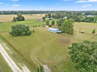 13615 N Magnolia Ave, Citra, FL 32113