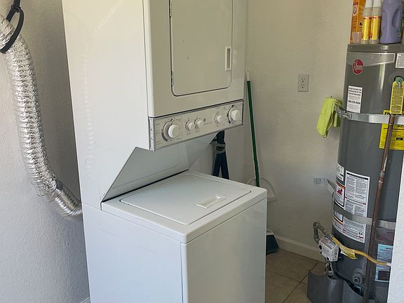 4th image of 5193 El Paraiso Ave #D