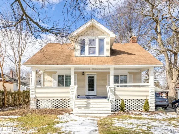 1407 Saint Clair Blvd, Algonac, MI 48001