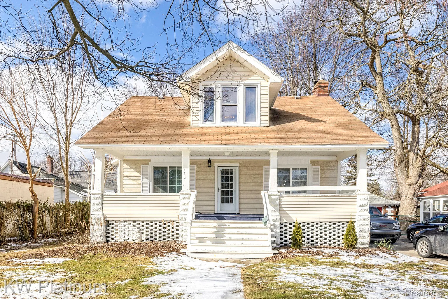 1407 Saint Clair Blvd photo 1