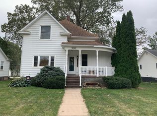 707 7th St, Durant, IA 52747