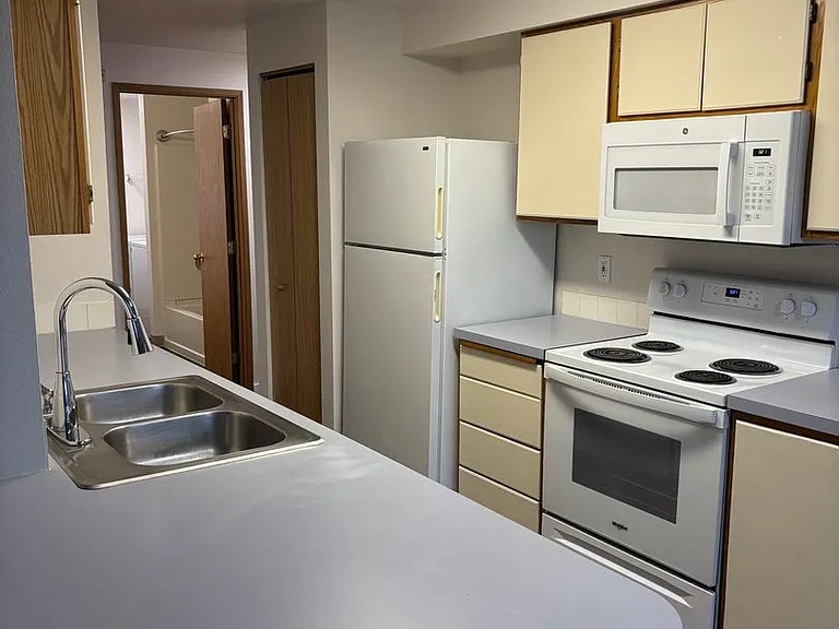 1416 N McDonald Rd #23 — Photo 12