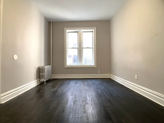 Rented by BRICK & GALO REALTY CORP | media 30