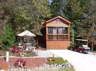 229 Stag Leap Dr, Cleveland, GA 30528