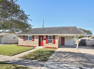 1072 Marvin Ct, Harvey, LA 70058