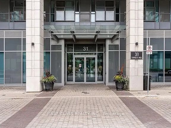 2nd image of 31 Tippett Rd #226