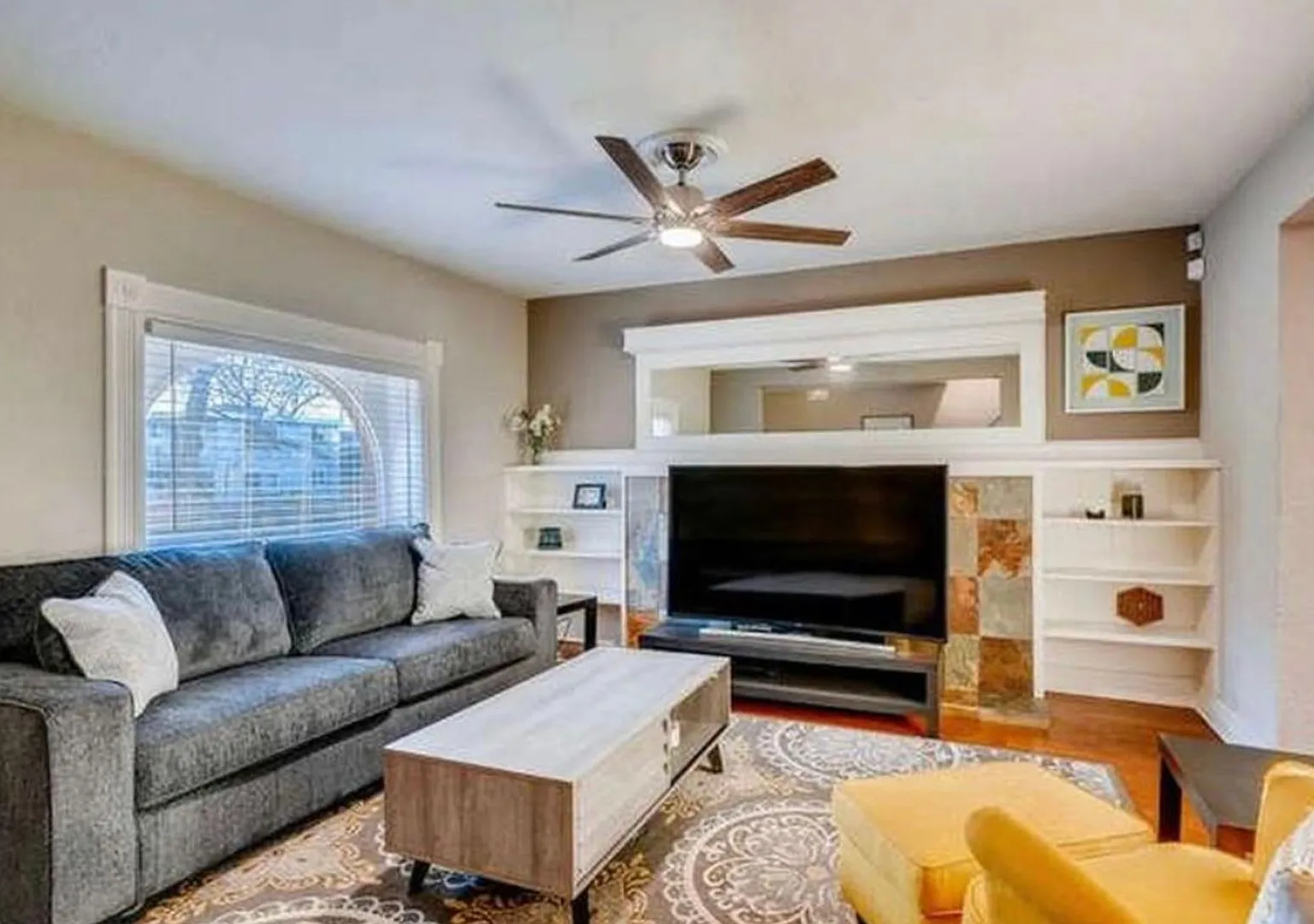 Modern Jefferson Park Living | 3 Bed + 4 Bath Near Restaurants, Breweries & Downtown Denver — Photo 1
