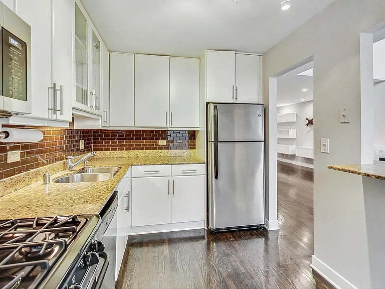 1449 W Lexington St #A — Photo 10