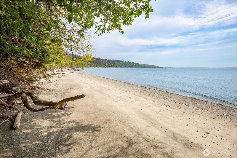 2nd image of 4070 S Smugglers Cove Road