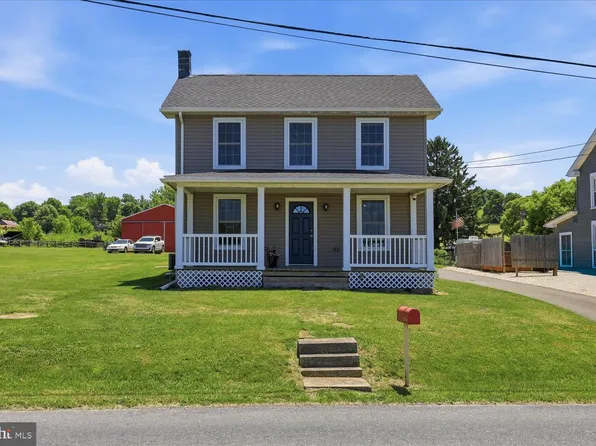 324 Steinman Farm Rd, Pequea, PA 17565