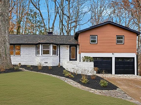 2nd image of 2520 Overlook Way