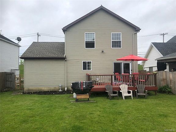 4th image of 289 Abby St