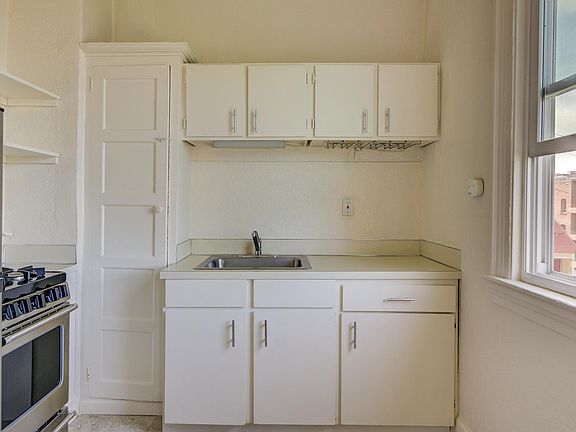 4th image of 1703 Harvard Ave #7
