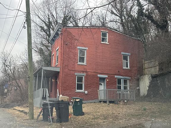 5th image of 2457 Everglade Pl