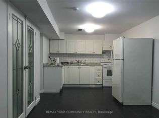 58 Larksmere Ct, Markham, ON L3R 3R1