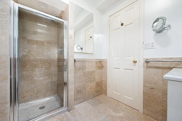 Rented by Corcoran | media 12