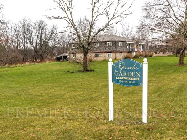 821 Constitution Ave APT 7, Louisville, OH 44641