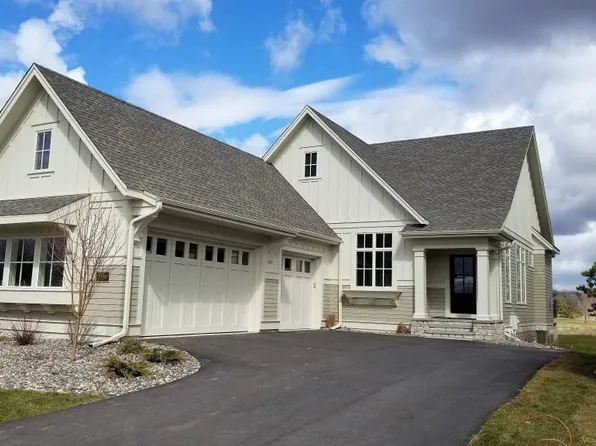 4180 Fairway Dr, Hamel, MN 55340