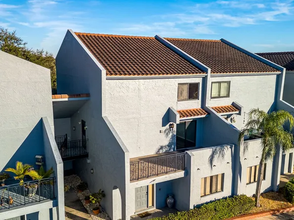 6304 Grand Bahama Cir APT D, Tampa, FL 33615