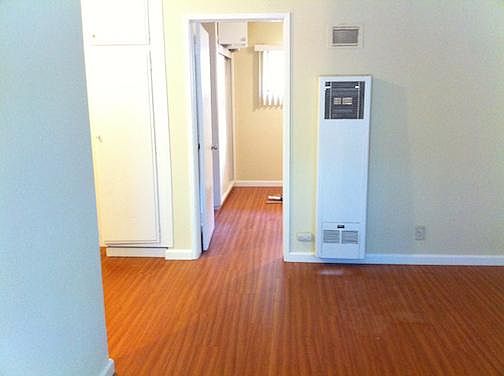 Living Room / Bedroom Entry