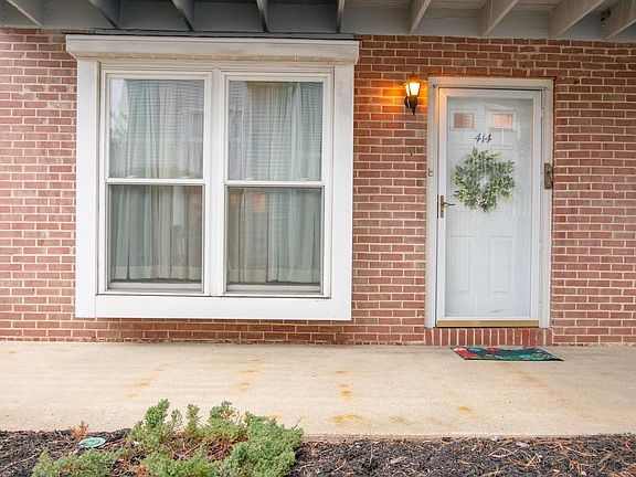 2nd image of 414 Park Pl