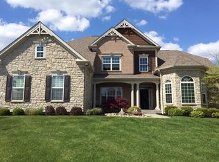 7435 Foxchase Dr, West Chester, OH 45069