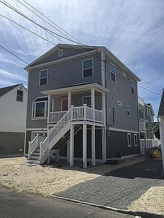 16 W Mermaid Ln photo 1