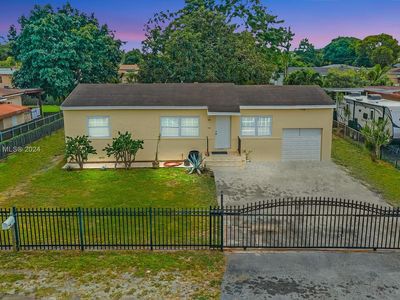 400 NW 150th St, Miami, FL, 33168