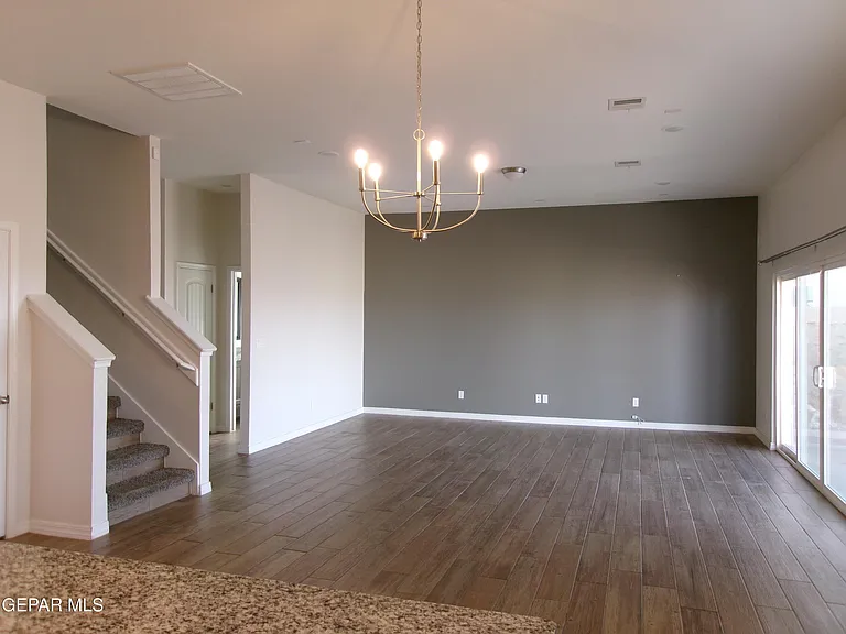 11361 Hidalgo Dr — Photo 6