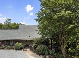 1738 Indian Ln, Sevierville, TN 37876