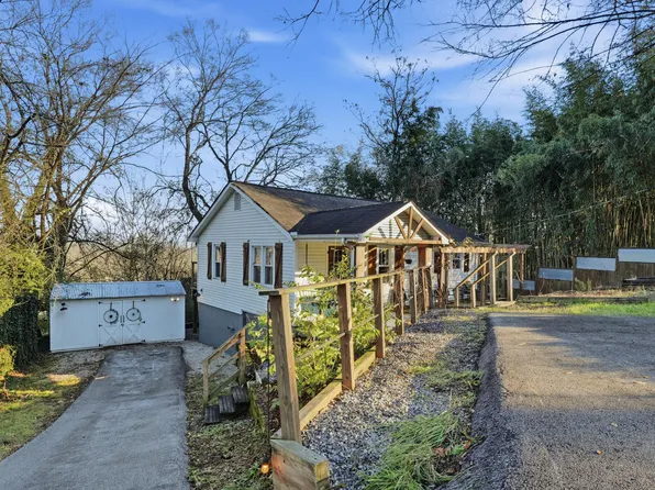 3414 Bennett Rd, Chattanooga, TN 37412