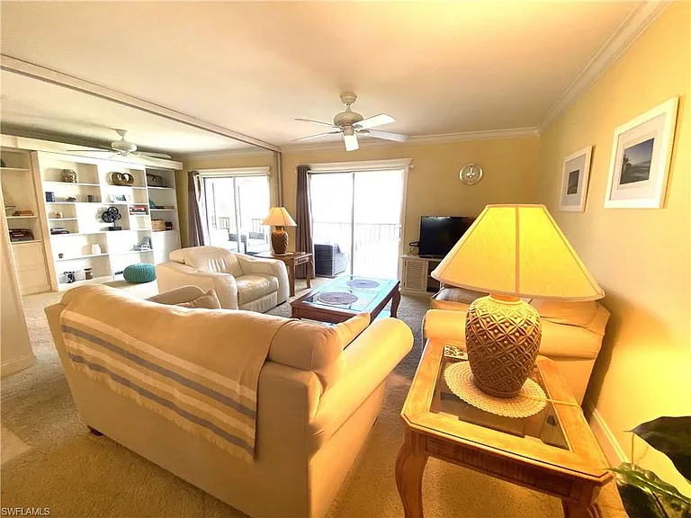 555 Park Shore Dr #B-407 — Photo 9