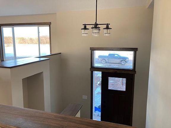3rd image of 7590 Rolling Meadows Cir