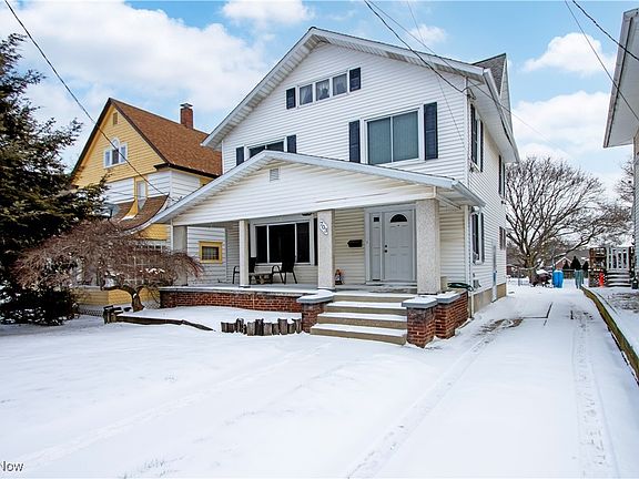 3rd image of 703 Grant St