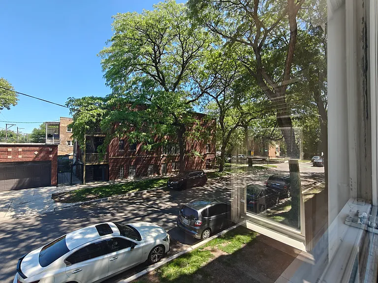 4946 N Ridgeway Ave #3 — Photo 22
