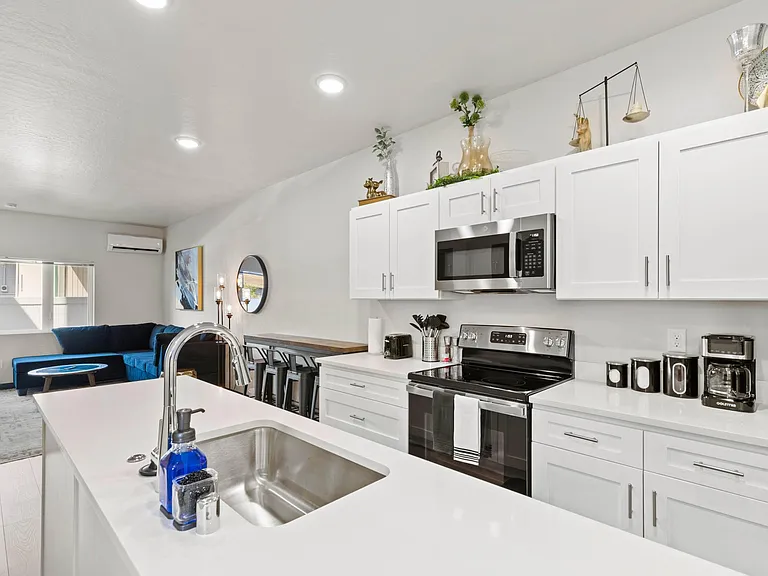 1911 W Boone Ave #2 — Photo 10