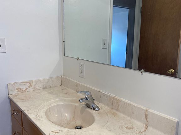 2nd image of 428 Camino Alire