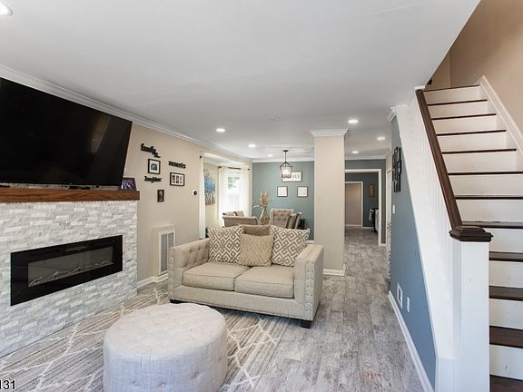 4th image of 138 Jerome Pl