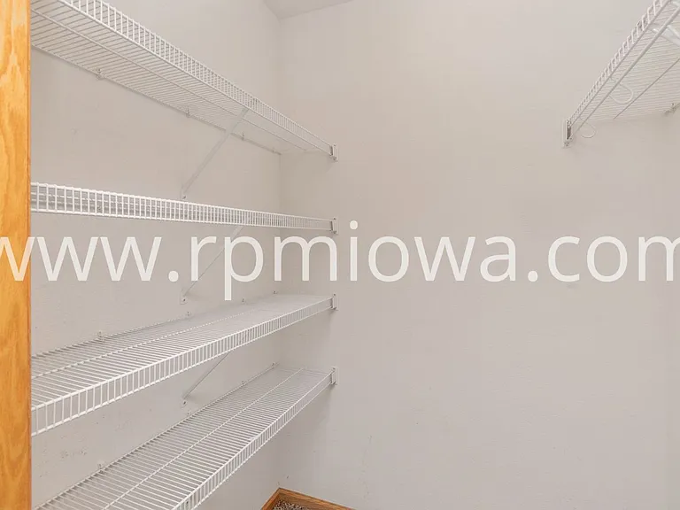 3181 SW Sharmin Ln — Photo 5