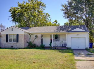 4246 E 24th Pl, Tulsa, OK 74114