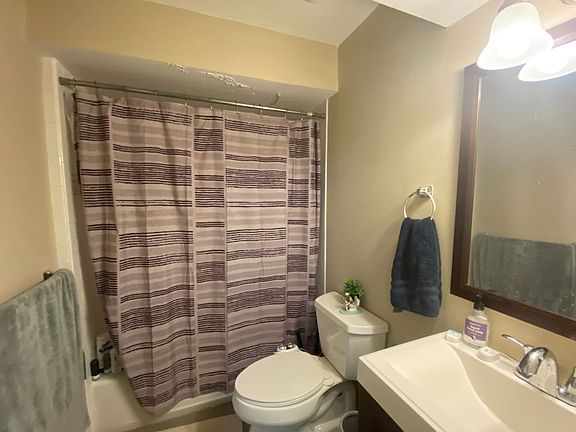 3rd image of 51 Chelsea St #4S