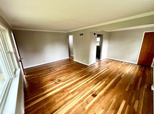 9947 Delhi Dr, Saint Louis, MO 63137