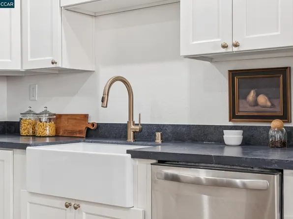 943 Matterhorn Ct, Milpitas, CA 95035