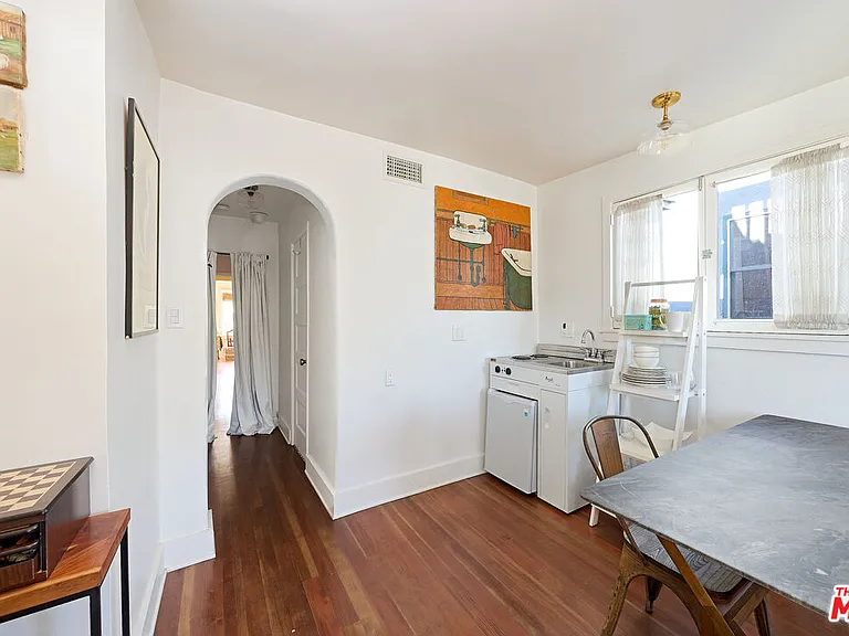34 Park Ave — Photo 28