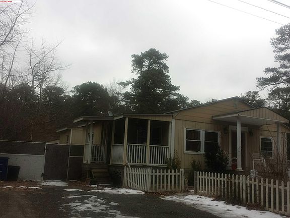 4th image of 71 Hawthorne St