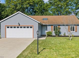 16002 Wedgewood Ln, Strongsville, OH 44149