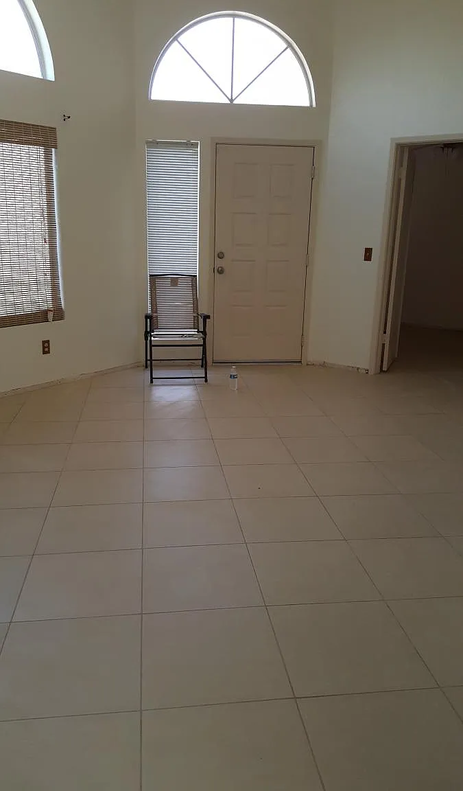 6836 S 18th Street — Photo 1