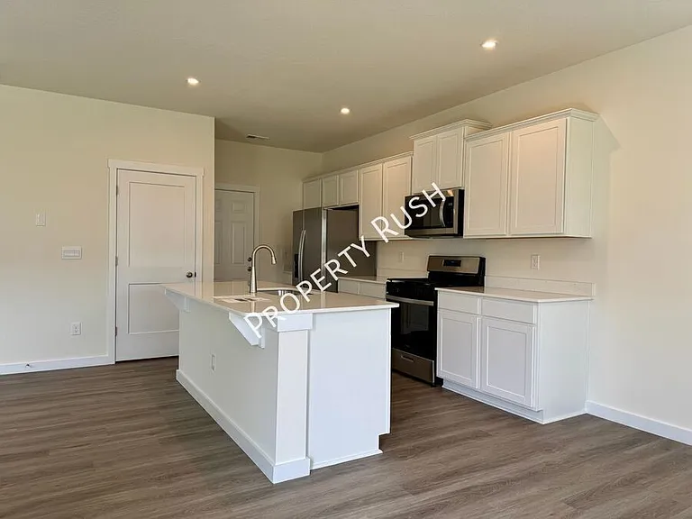 7535 Bendire Loop — Photo 18